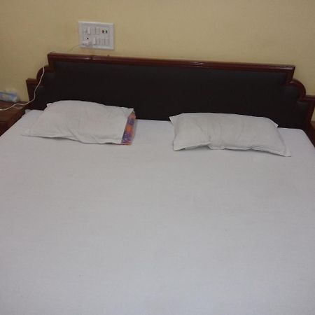 Hotel Neelkamal Indore Buitenkant foto
