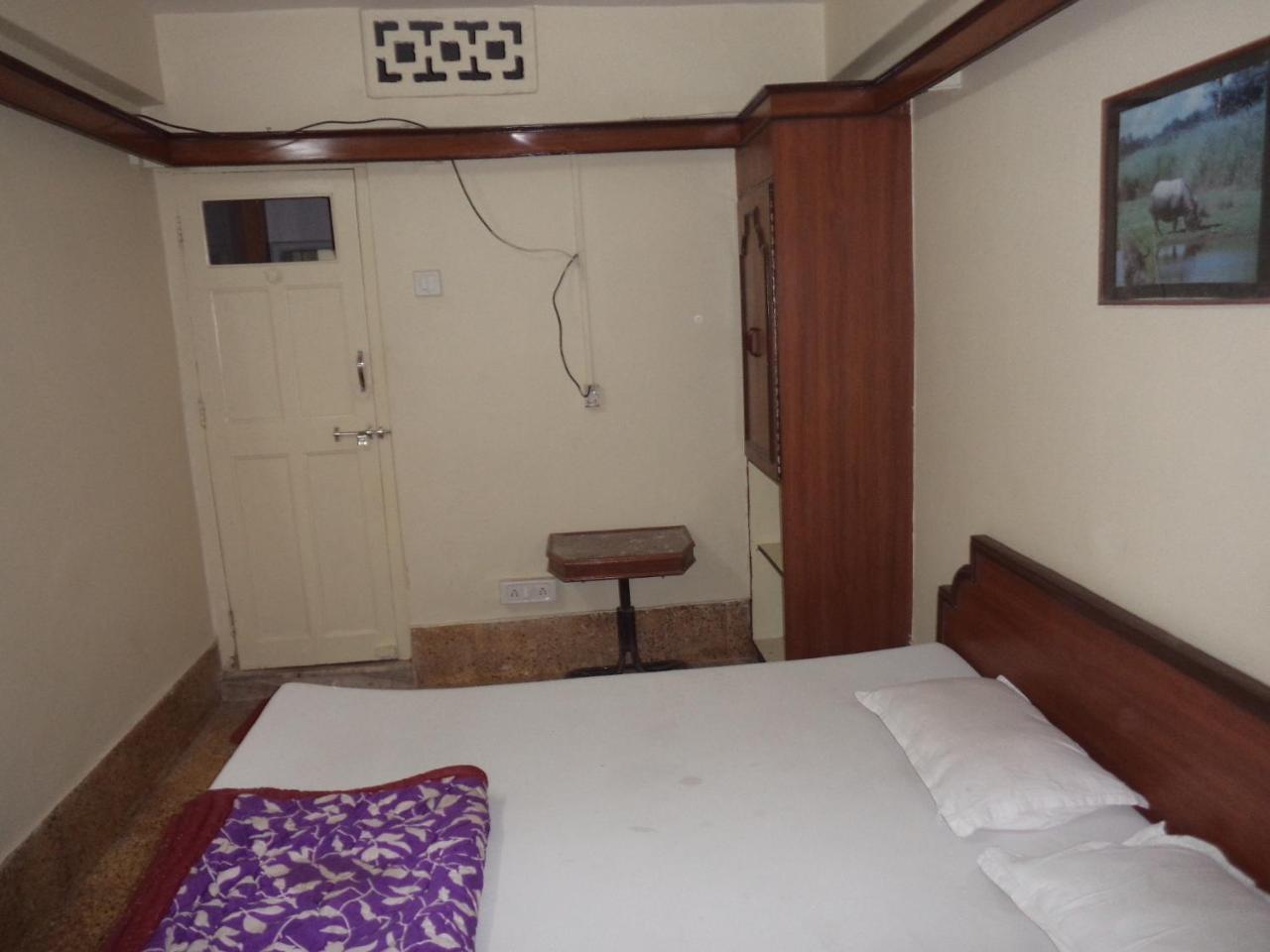 Hotel Neelkamal Indore Buitenkant foto